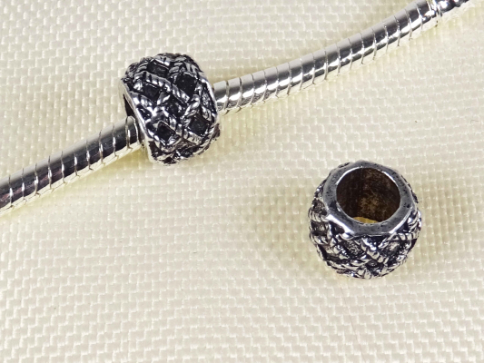Modulperle aus Metall mit Rautenmuster